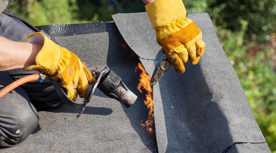 Expert Emergency Roof Repairs services in Platina, CA